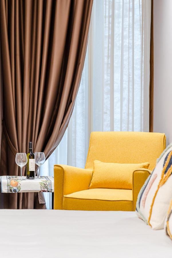 De Gulia Charme And Relax Bed & Breakfast Castellabate Bagian luar foto